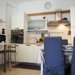 bnbook-milano-famagosta-flat.italymilanhotels.net/